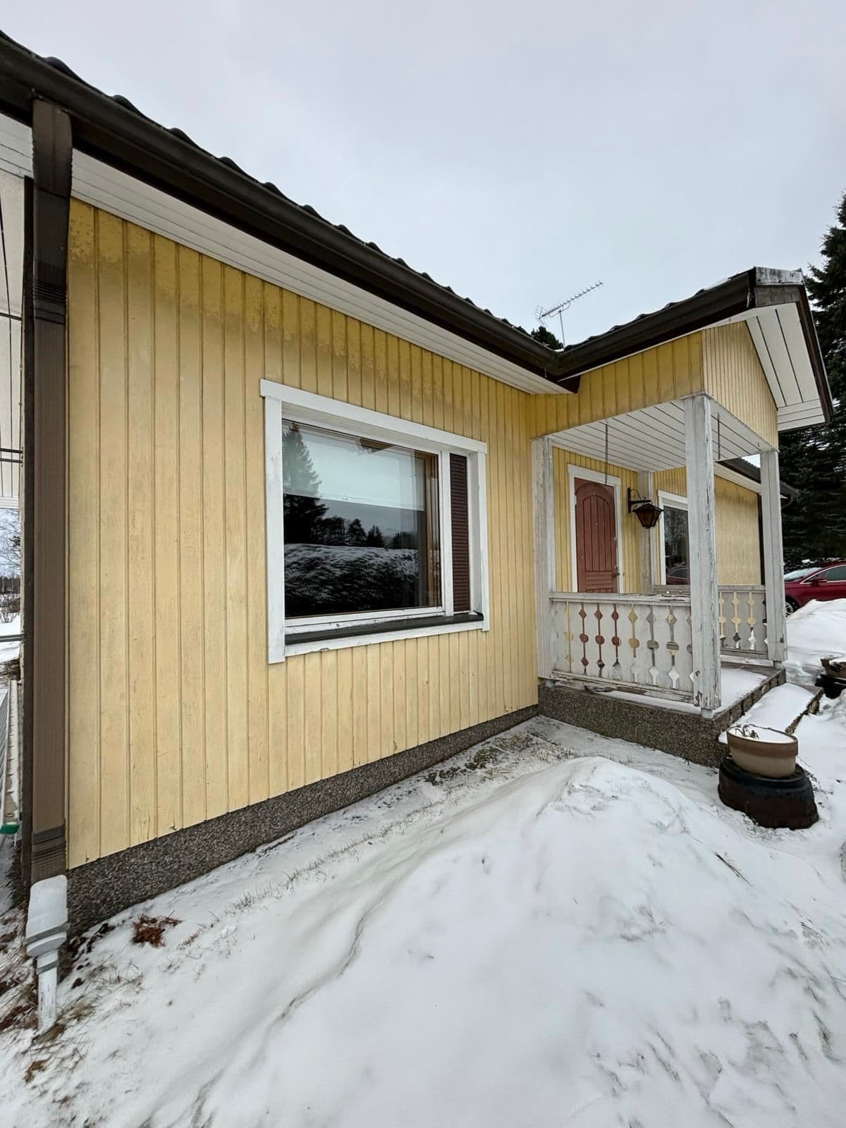 Pienen omakotitalon ulkomaalaus – ennen